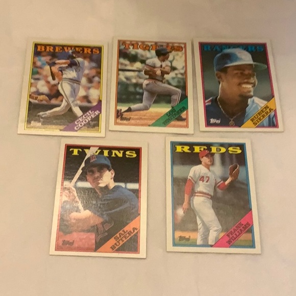 Bundle of Baseball Cards Lot 64** - Picture 3 of 6